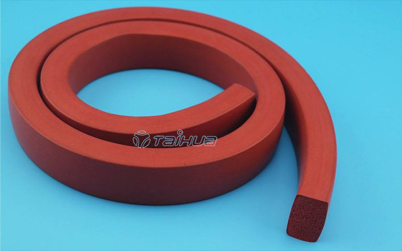 硅膠發(fā)泡條適用于哪些環(huán)境方面？